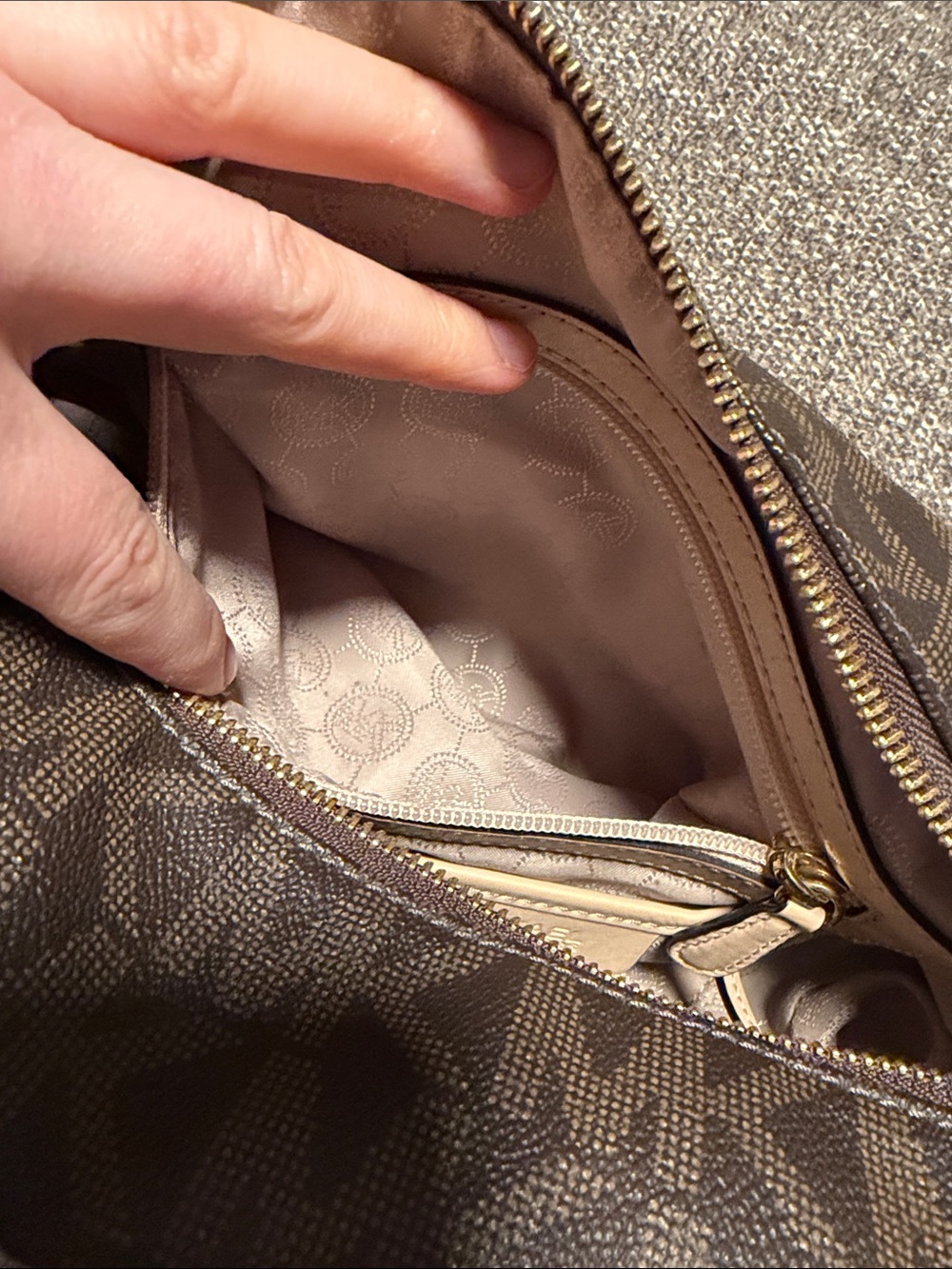 Michael Kors Dark Brown Logo Satchel with Light Beige Trim - Picture 13 of 15